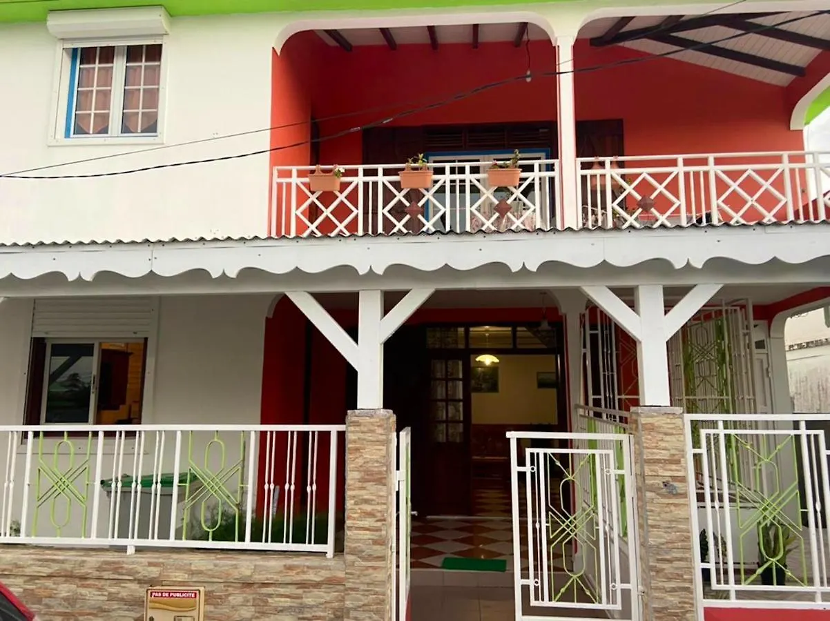아파트 Appartement Spacieux A Petit Canal 93 M² Terrasse Avec Vue Jardin