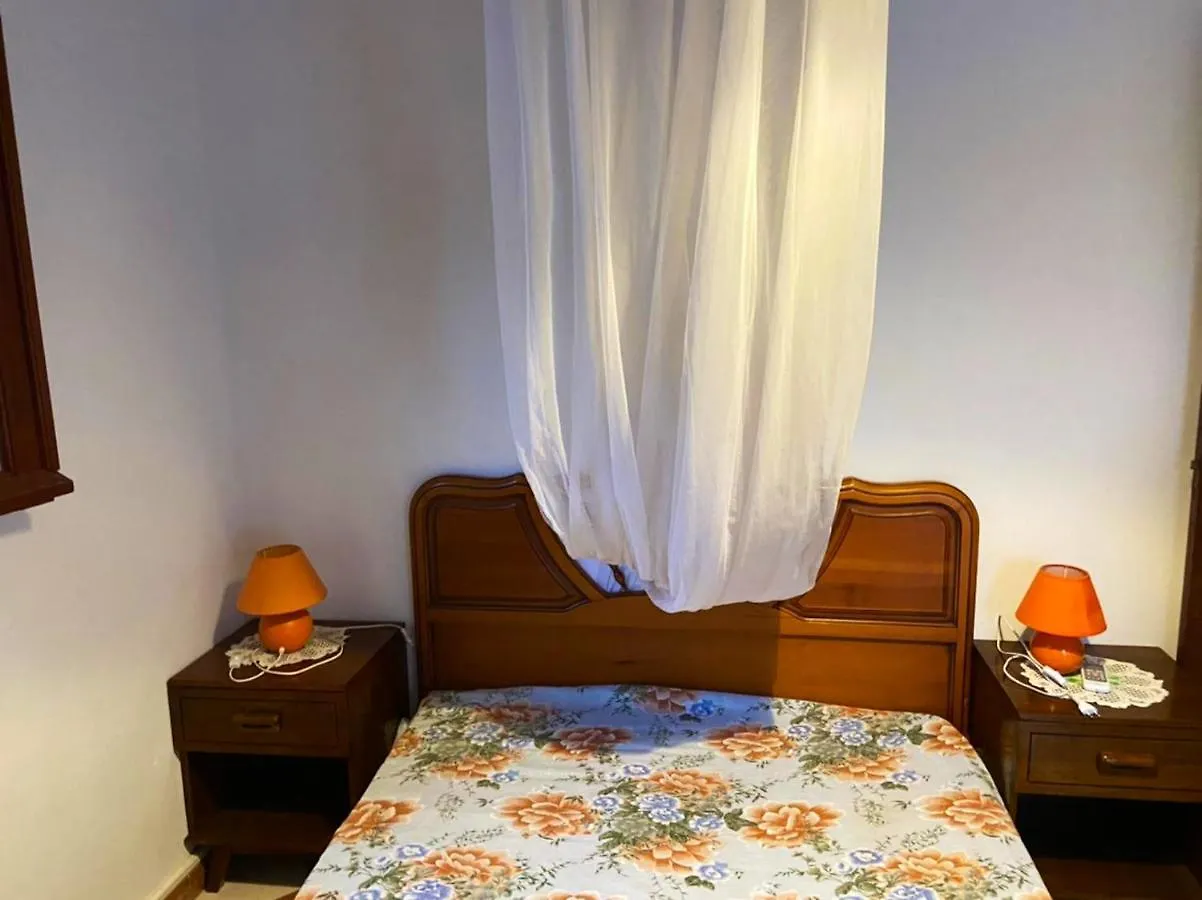 Appartement Spacieux A Petit Canal 93 M² Terrasse Avec Vue Jardin