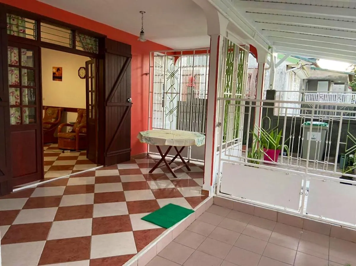 Appartement Spacieux A Petit Canal 93 M² Terrasse Avec Vue Jardin 아파트